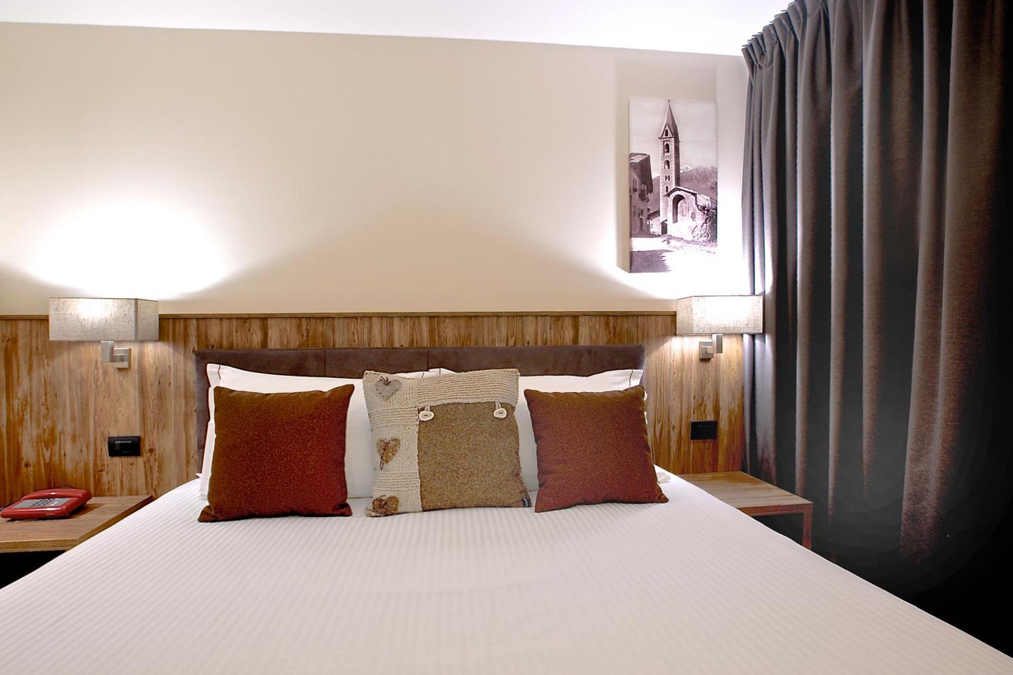 Olimpia Hotel บอร์มิโอ ภายนอก รูปภาพ