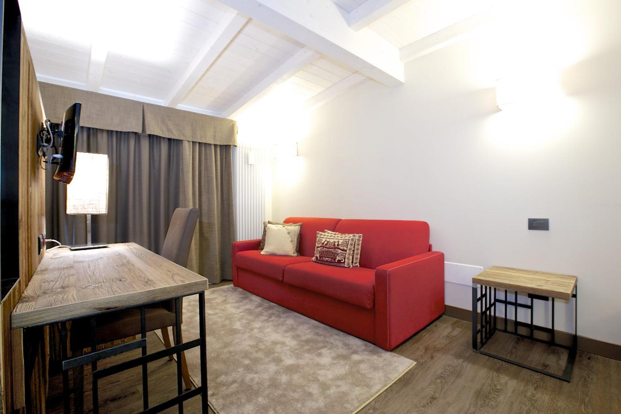 Olimpia Hotel บอร์มิโอ ภายนอก รูปภาพ