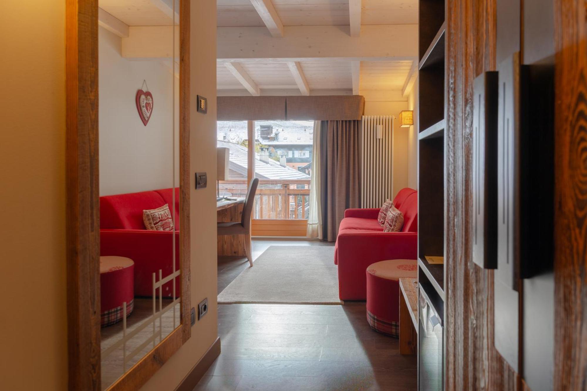 Olimpia Hotel บอร์มิโอ ภายนอก รูปภาพ