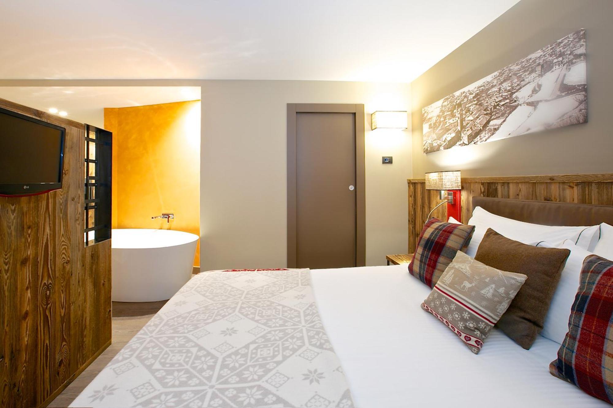Olimpia Hotel บอร์มิโอ ภายนอก รูปภาพ